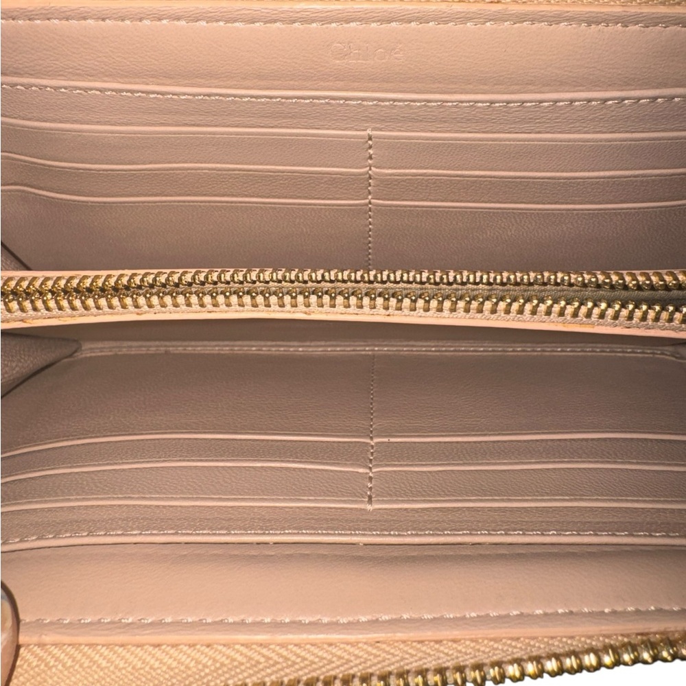 Chloé Leather Zip Wallet with Chain - Picture 6 of 8